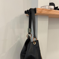 Cârlig de perete cu trei cilindri pentru genți și accesorii